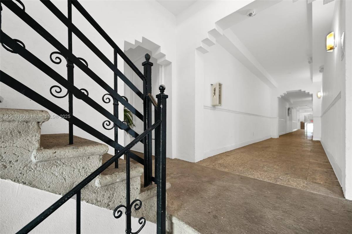 Apartment for rent at 4035 Meridian Ave #306, Miami Beach, FL 33140