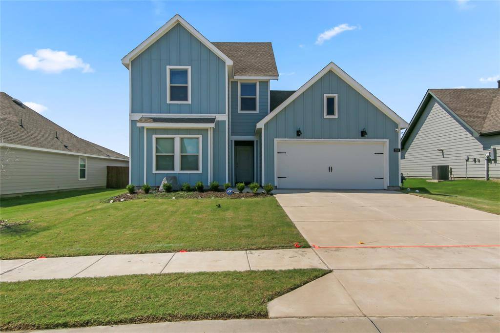Apartment for rent at 755 Amelia Court #755, Pilot Point, TX 76258