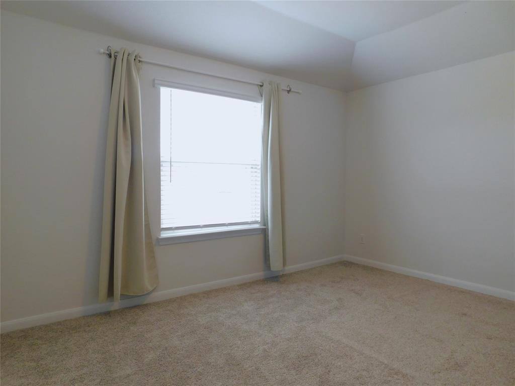 Apartment for rent at 1111 Saddle Ridge Dr, Aubrey, TX 76227