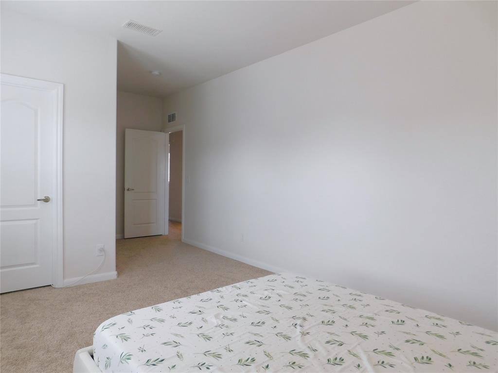 Apartment for rent at 1111 Saddle Ridge Dr, Aubrey, TX 76227