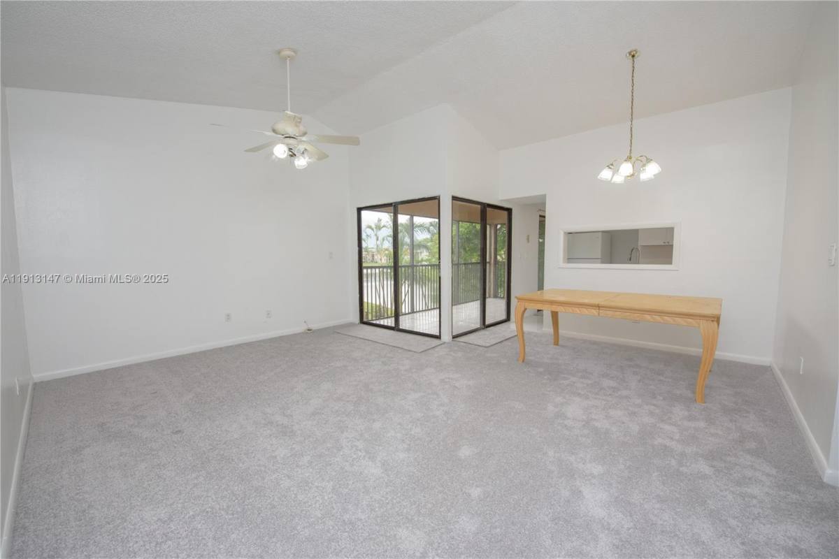 Apartment for rent at 820 N Franklin Ave #820820A, Homestead, FL 33034
