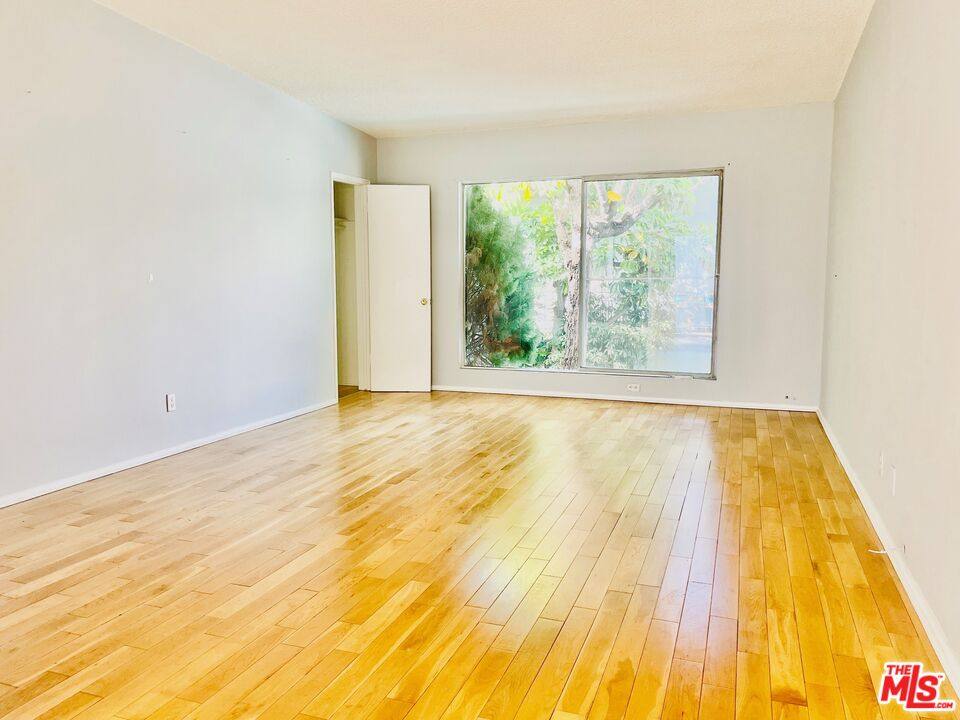 Apartment for rent at 941 N San Vicente Blvd #14, West Hollywood, CA 90069