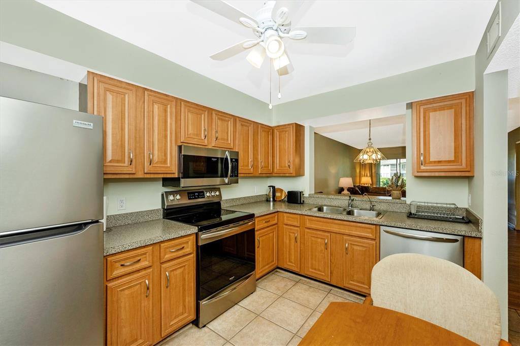 5219 Lake Village Dr #21, Sarasota, FL 34235 - Condo For Rent - Image 10