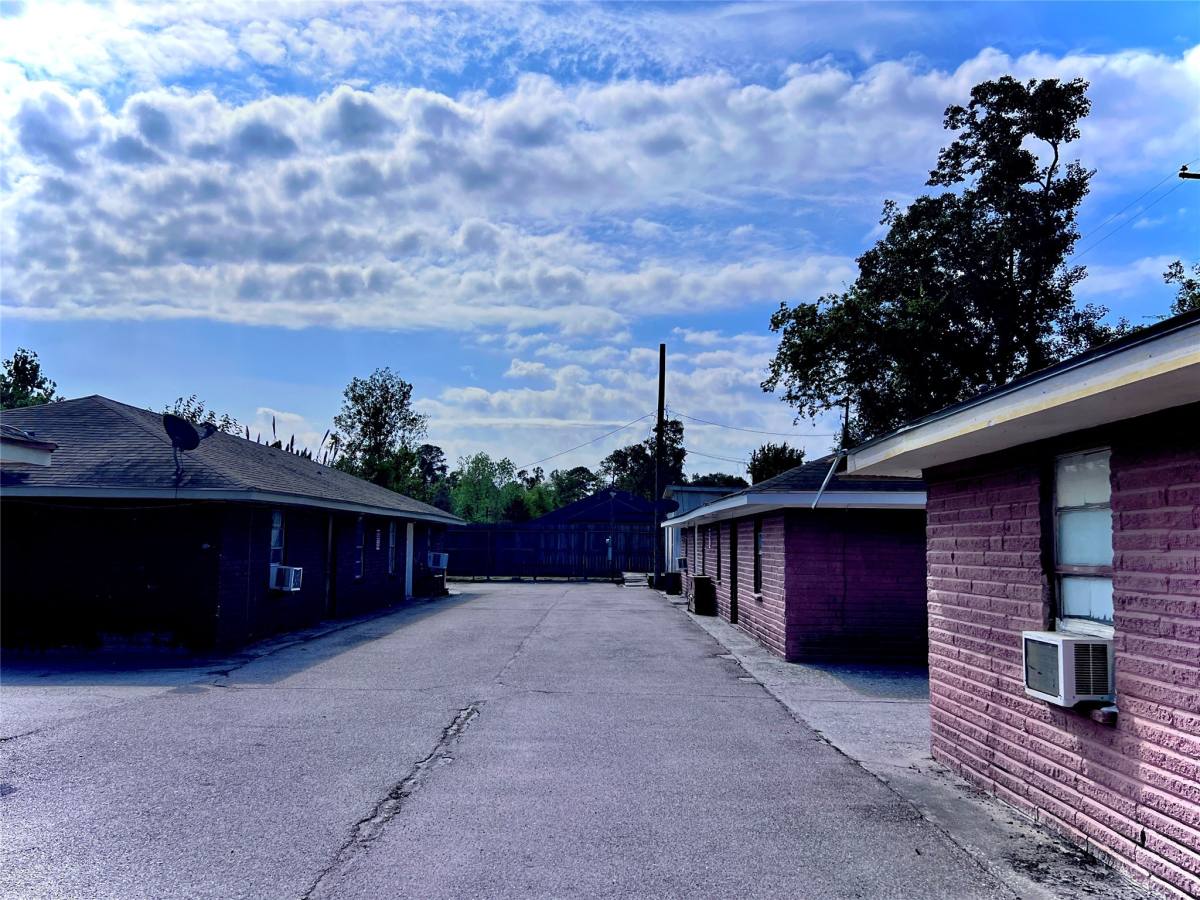 Apartment for rent at 1825 W Little York Rd #1825MANY, Houston, TX 77091