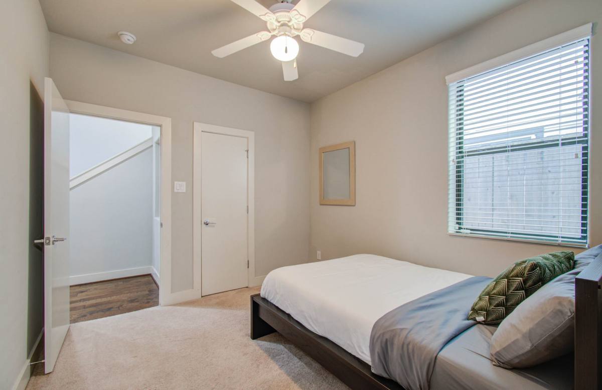 Apartment for rent at 509 Gregg St #509, Houston, TX 77020