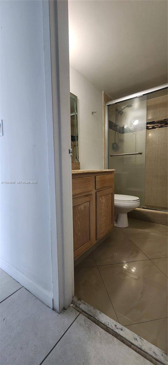 Apartment for rent at 2020 NE 135th St #903, Miami, FL 33181