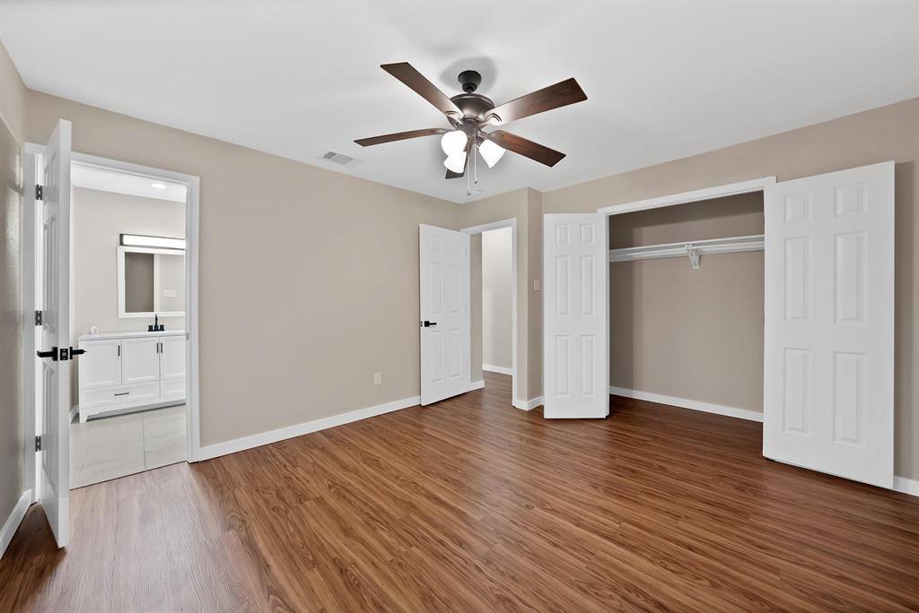 Apartment for rent at 824 E Prairie View Rd #824, Crowley, TX 76036