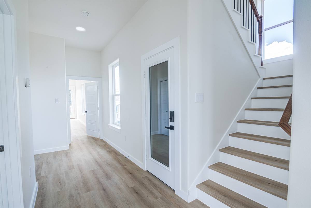 Apartment for rent at 4025 Ave M, Galveston, TX 77550