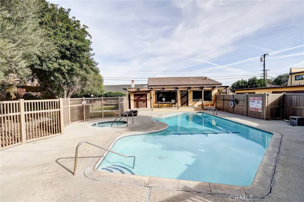 Townhouse for rent at 3459 W 171st St, Torrance, CA 90504