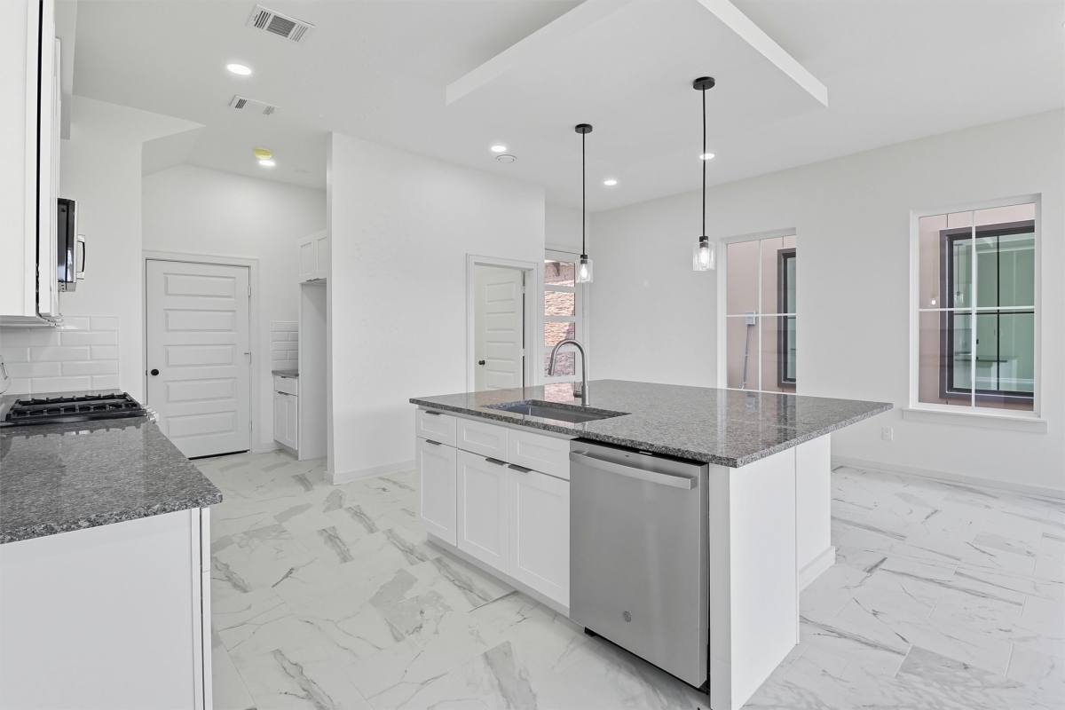 Apartment for rent at 2927 El Fenice Lane, Houston, TX 77057