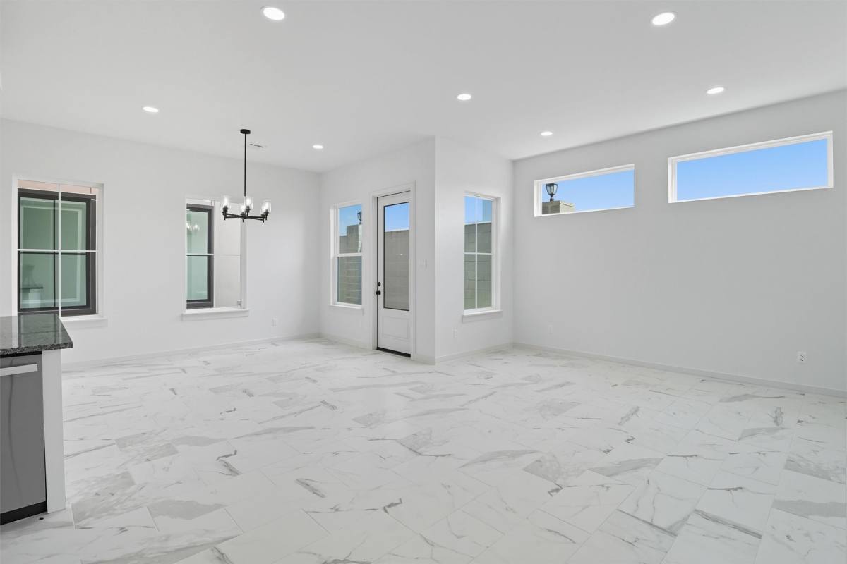 Apartment for rent at 2927 El Fenice Lane, Houston, TX 77057