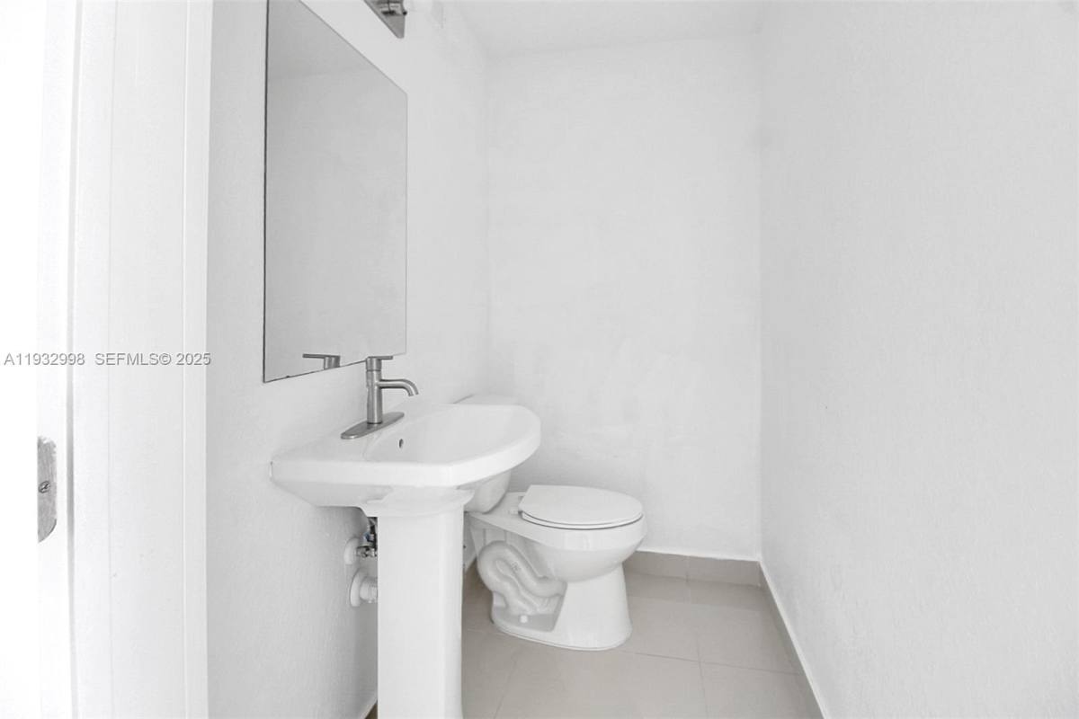 14482 SW 259th St, Homestead, FL 33032 - Townhouse For Rent - Image 6