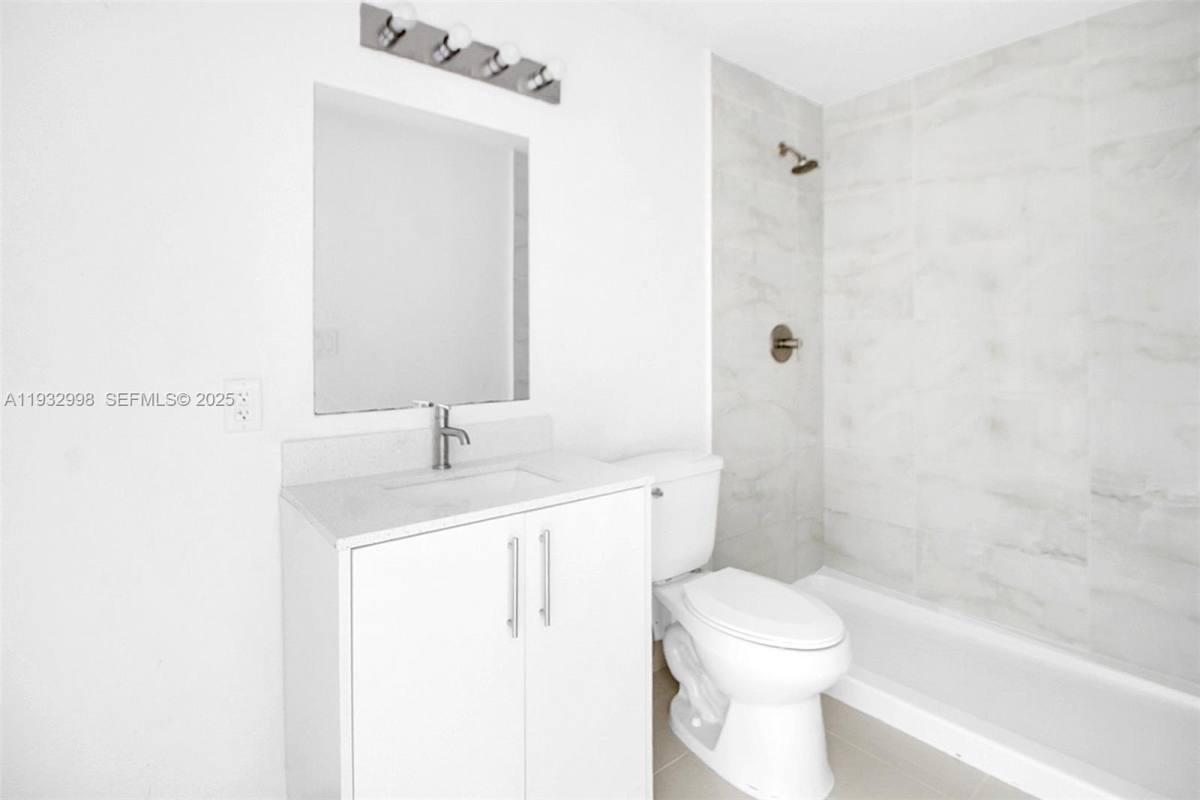 14482 SW 259th St, Homestead, FL 33032 - Townhouse For Rent - Image 5