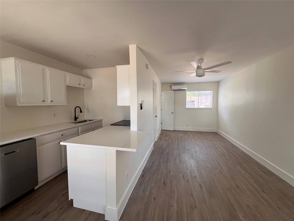 Apartment for rent at 4712 Depew Ave #106, Austin, TX 78751