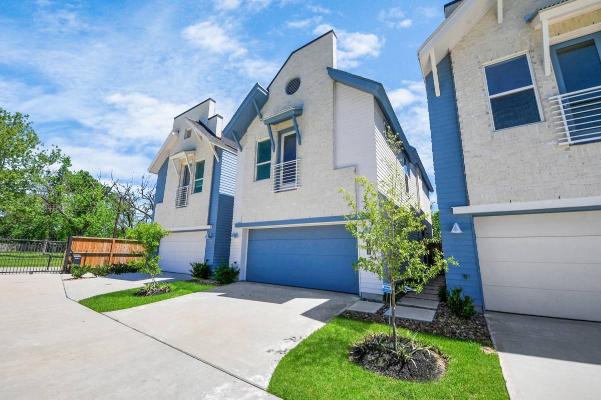 Apartment for rent at 1032 Glen Ave #1032D, Houston, TX 77088