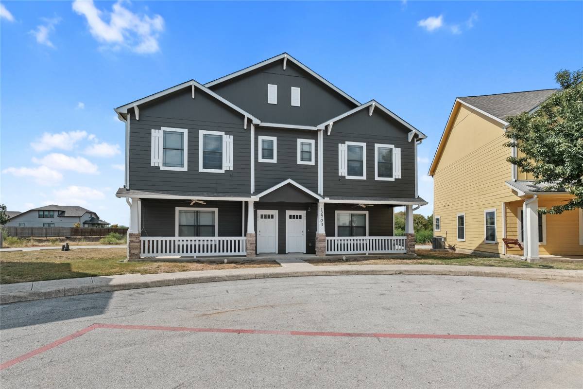 Apartment for rent at 12722-102 Idledale Dr, San Antonio, TX 78249