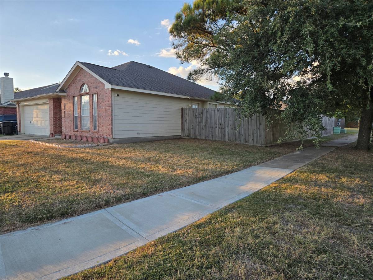 Apartment for rent at 24202 Bar Kay Lane, Hockley, TX 77447