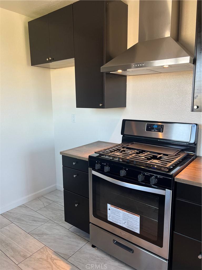 Apartment for rent at 454 E Ave Q3 #454-8, Palmdale, CA 93550