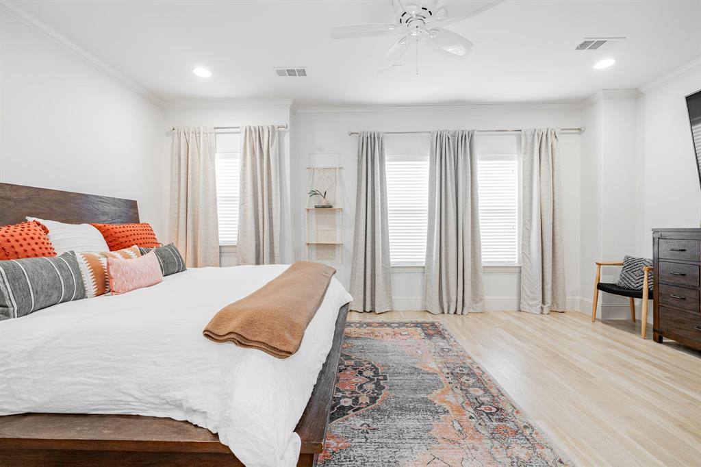 Apartment for rent at 734 W 7th St #734, Dallas, TX 75208