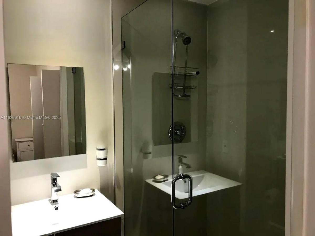 Apartment for rent at 300 Galen Dr #205, Key Biscayne, FL 33149