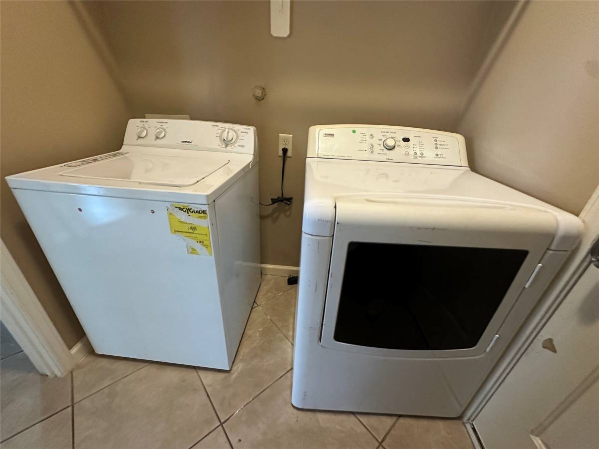 Apartment for rent at 27511 Gatlin Lane, Spring, TX 77386
