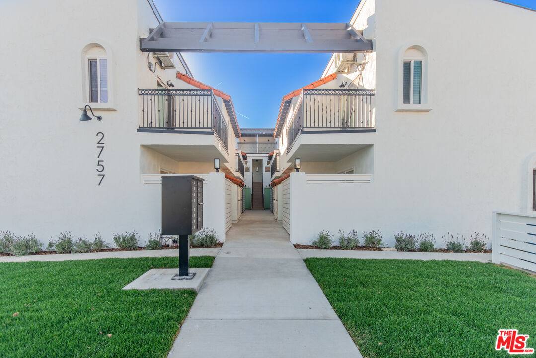 Townhouse for rent at 2757 Andreo Ave #3, Torrance, CA 90501