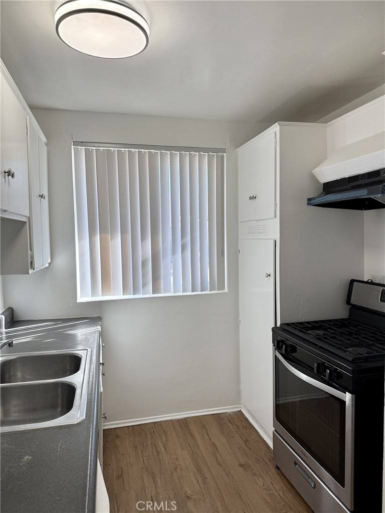 Apartment for rent at 4830 Canoga St #4830J, Montclair, CA 91763
