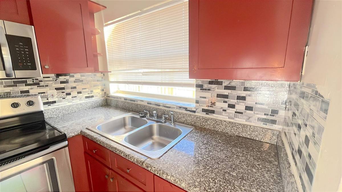 Apartment for rent at 5461 W 24th Ave #18, Hialeah, FL 33016