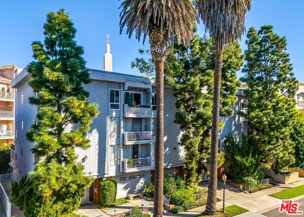 Condo for rent at 1710 Malcolm Ave #303, Los Angeles, CA 90024