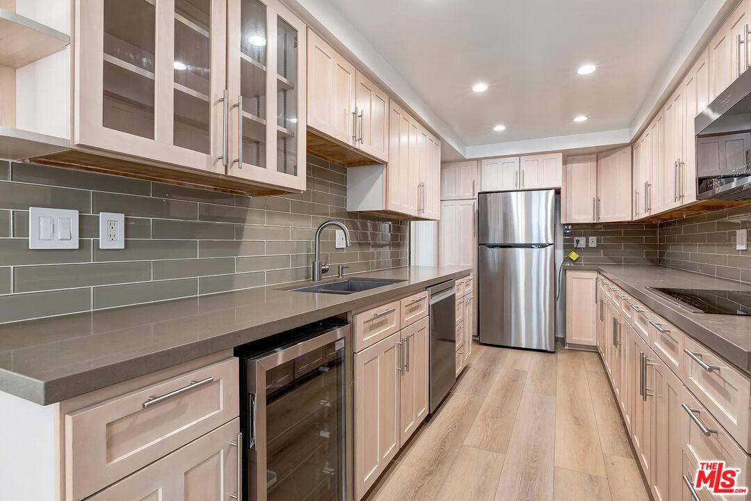 Condo for rent at 1710 Malcolm Ave #303, Los Angeles, CA 90024