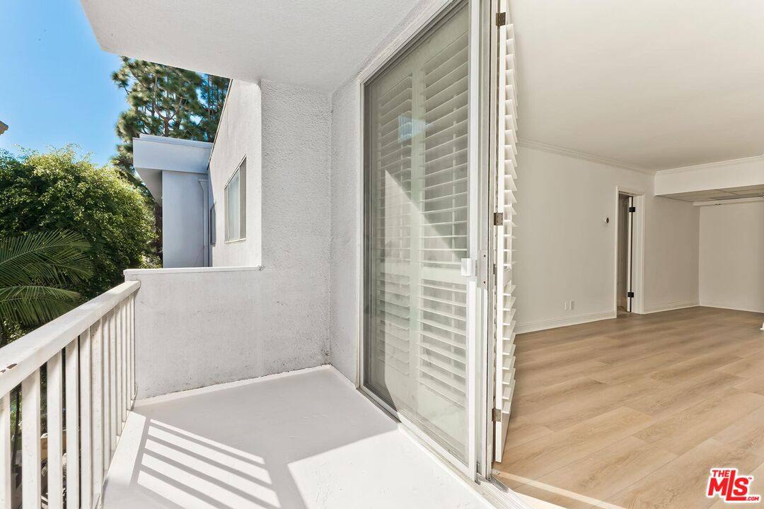 Condo for rent at 1710 Malcolm Ave #303, Los Angeles, CA 90024