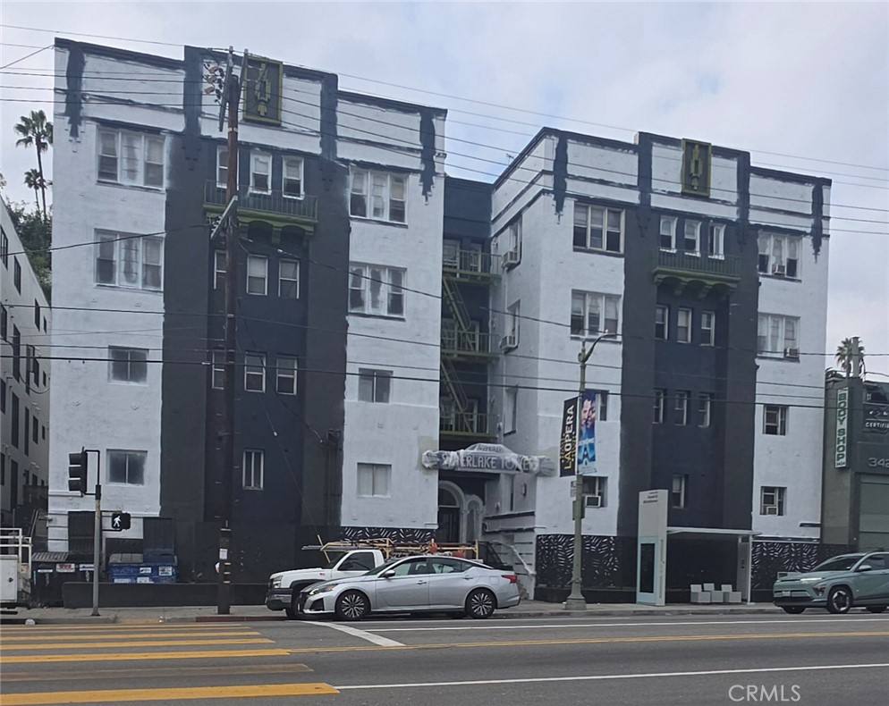 Apartment for rent at 3408 W Sunset Blvd, Los Angeles, CA 90026
