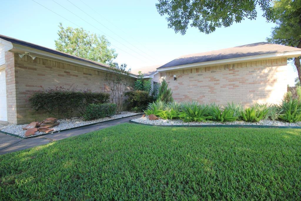 Apartment for rent at 24002 Silversmith Lane, Katy, TX 77493