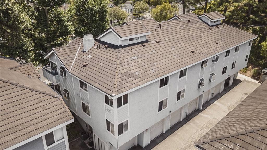 Apartment for rent at 26941 Rainbow Glen Dr #751, Canyon Country, CA 91351