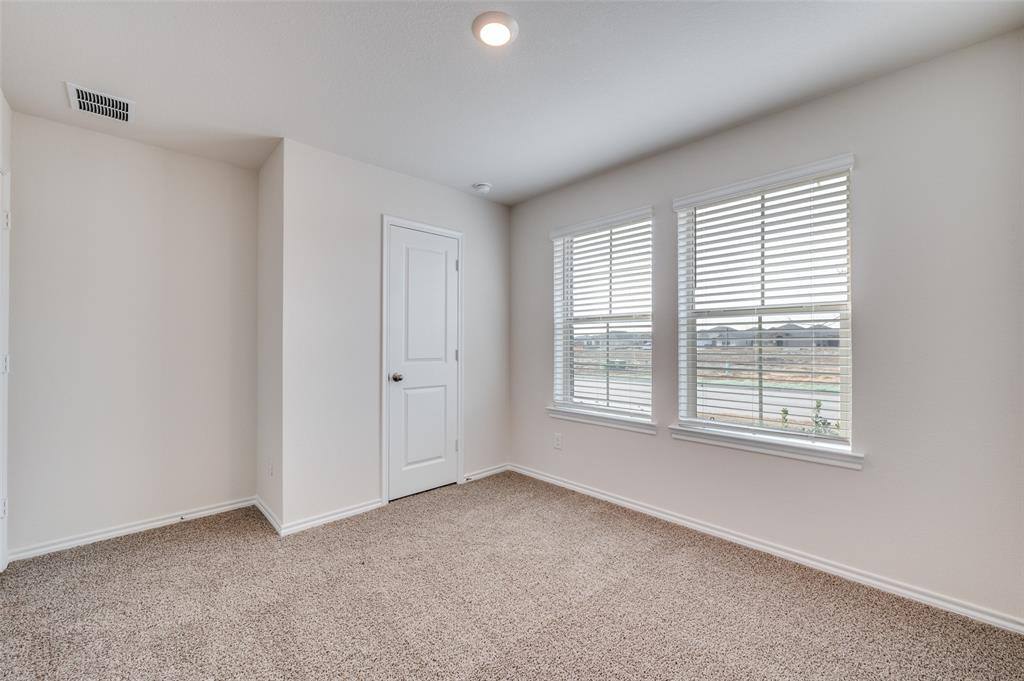 Apartment for rent at 3916 Limestone Bluff Dr, Celina, TX 75009