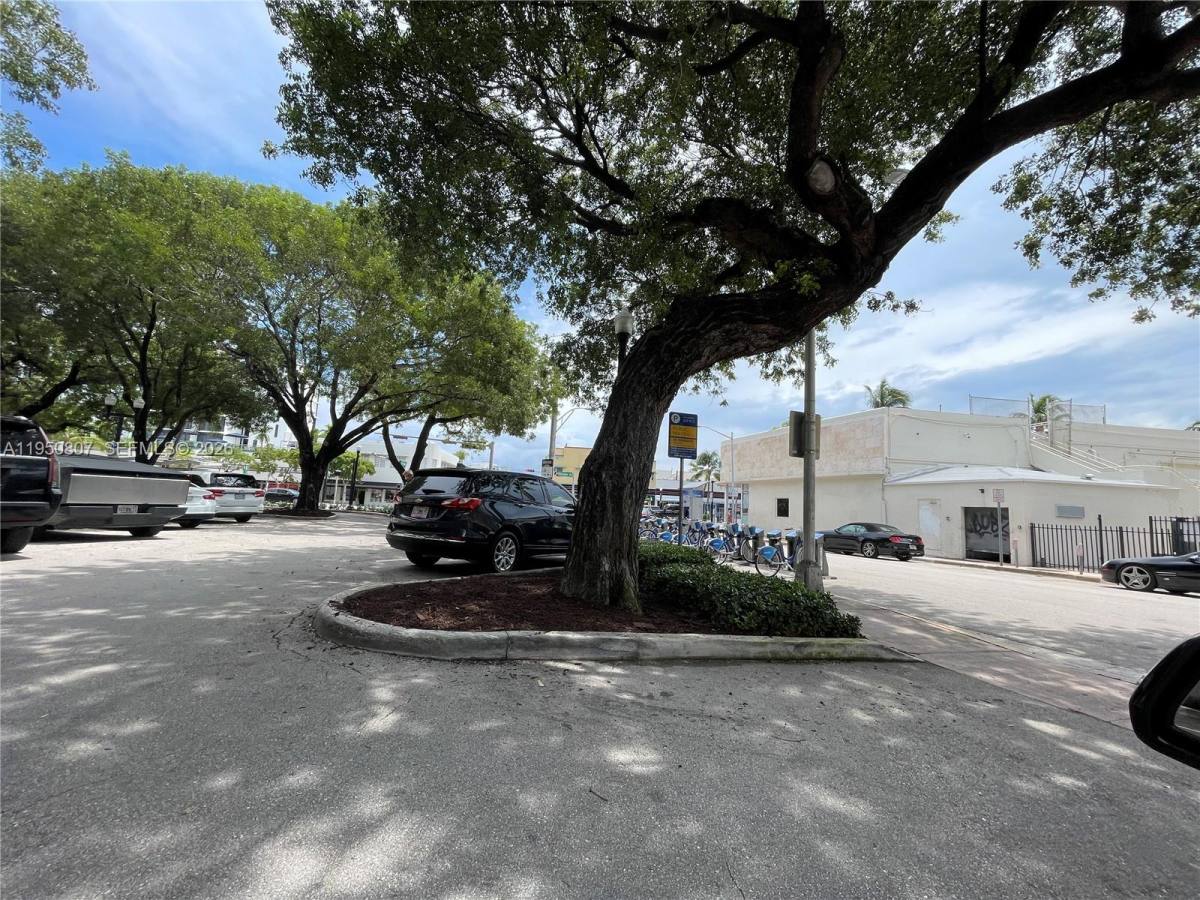 Apartment for rent at 901 Pennsylvania Ave #901-6, Miami Beach, FL 33139