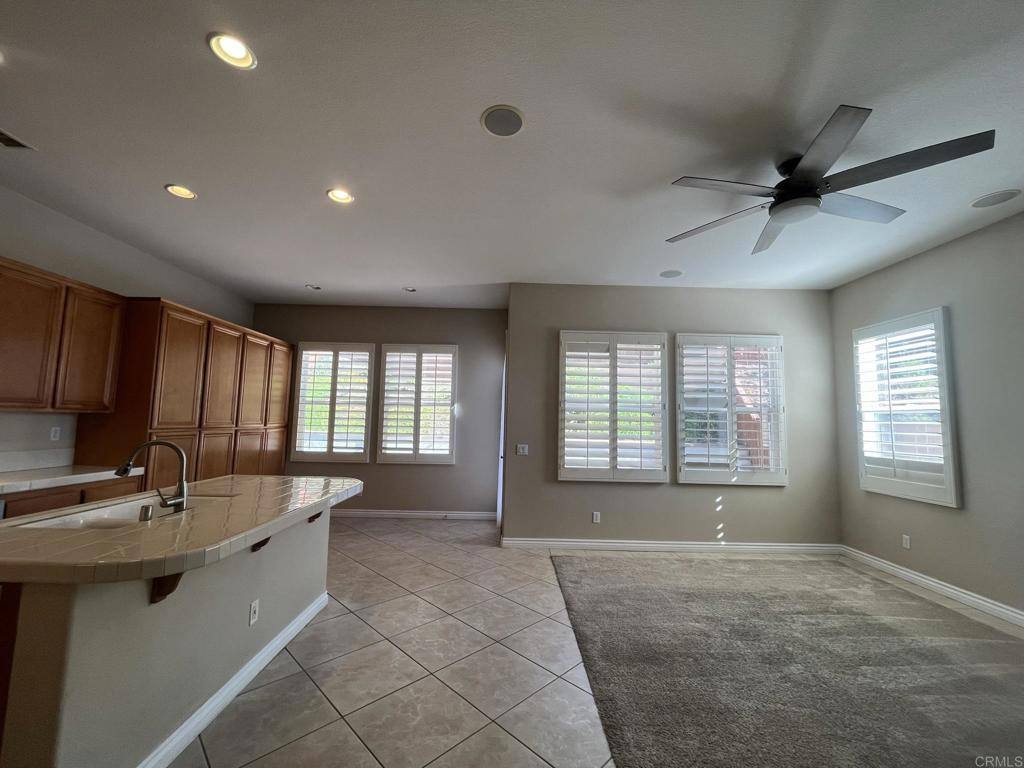 Apartment for rent at 593-LOAN Oak Place #593, Chula Vista, CA 91911