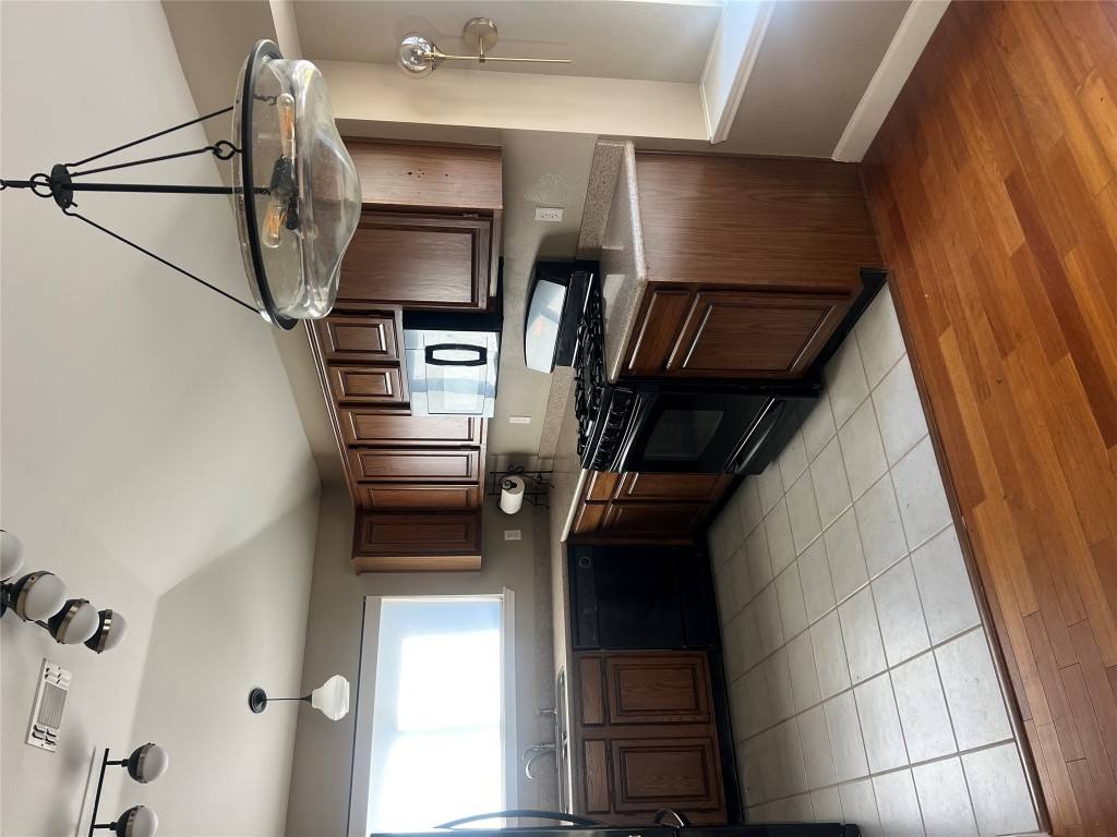 Apartment for rent at 1103 Deepwoods Trail, Leander, TX 78641