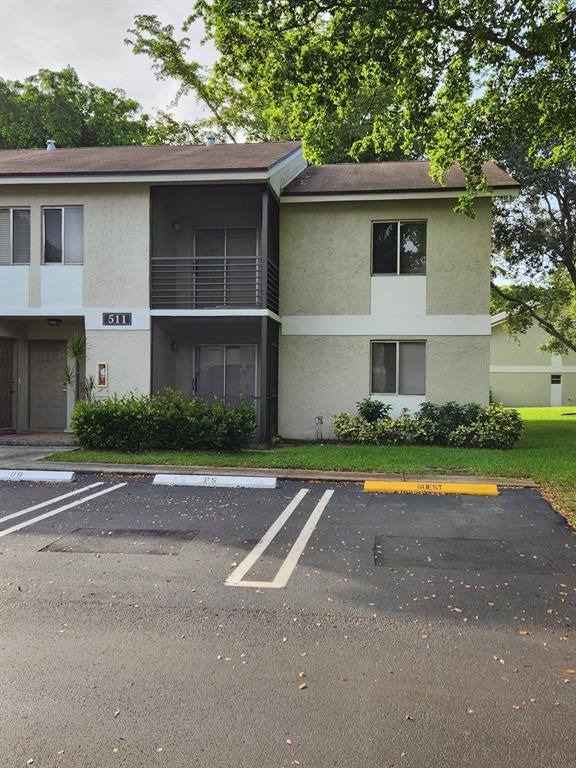 Condo for rent at 511 Gardens Dr #104, Pompano Beach, FL 33069