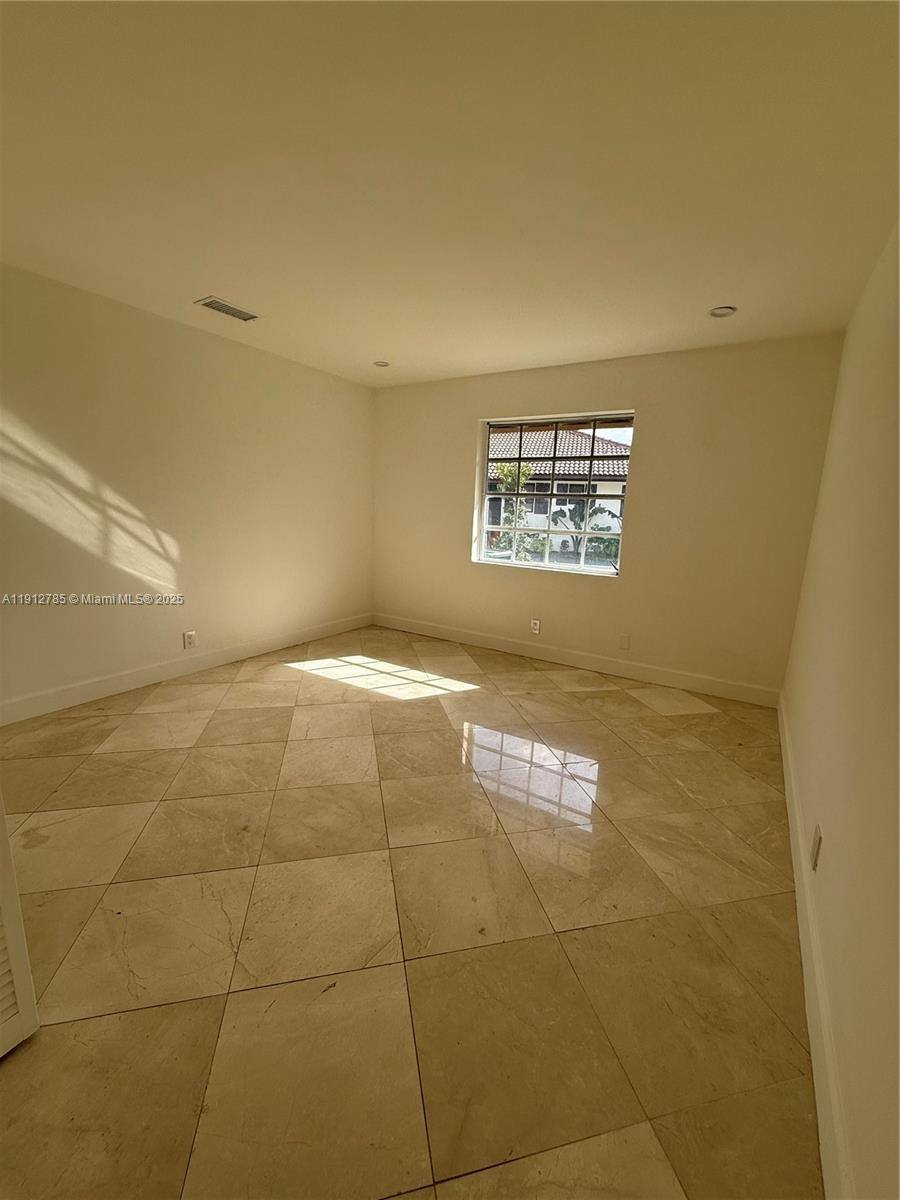 Apartment for rent at 300 NW 42nd St #300, Boca Raton, FL 33431