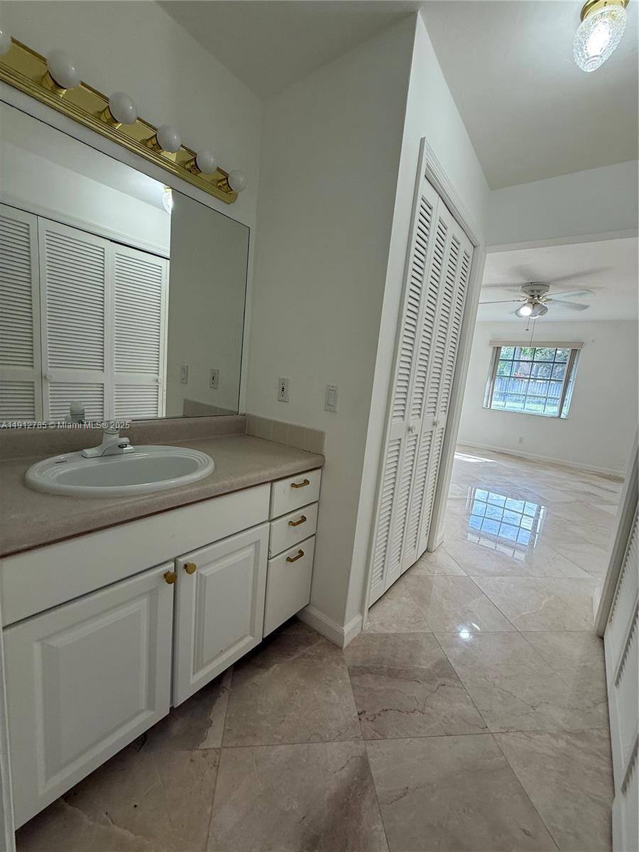 Apartment for rent at 300 NW 42nd St #300, Boca Raton, FL 33431