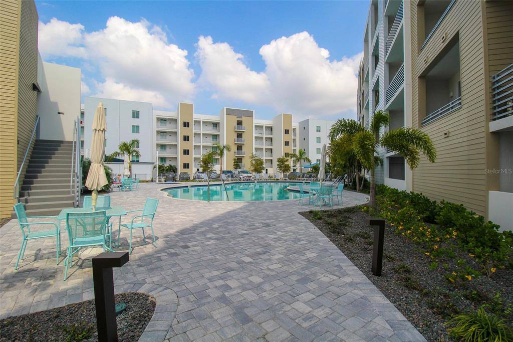 Condo for rent at 1703 N Tamiami Trail #1703B406, Sarasota, FL 34236