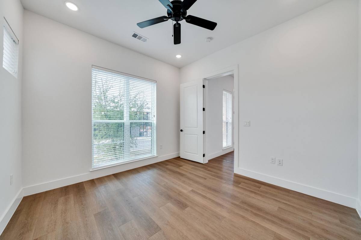 Apartment for rent at 1601-521 Mustang Dr, Marble Falls, TX 78654