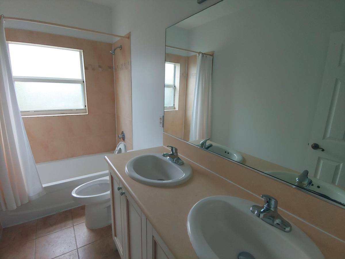Townhouse for rent at 701 Talia Circle #701, Lake Worth, FL 33461