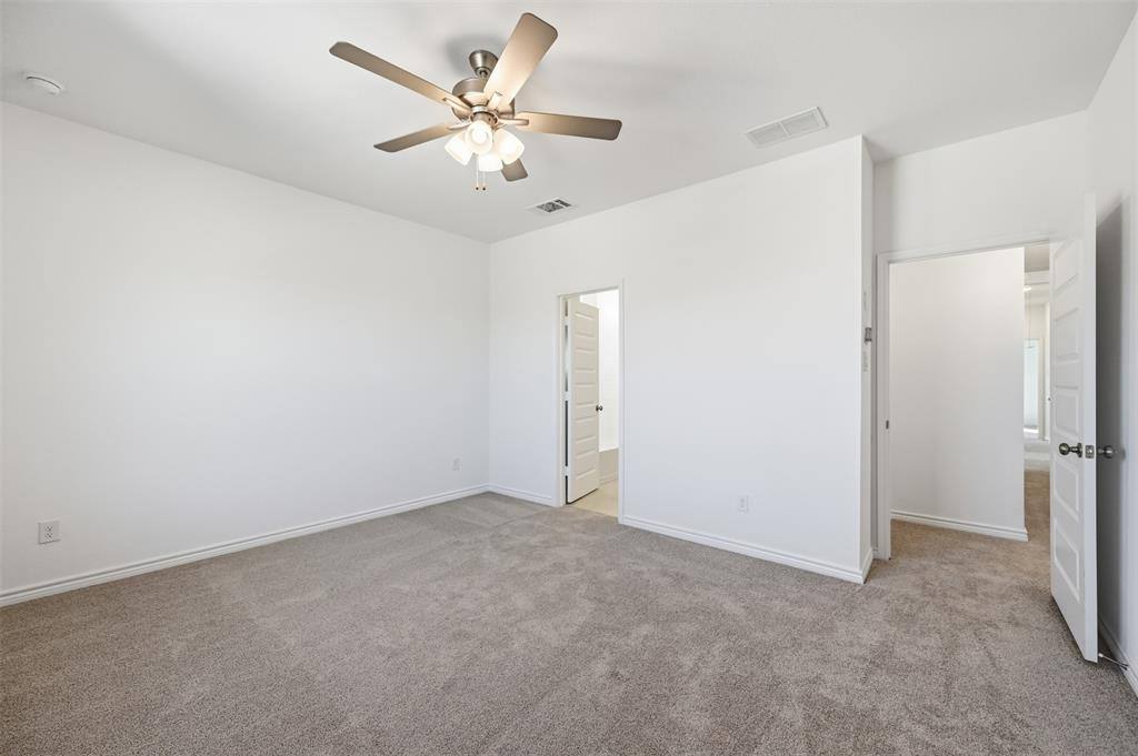 Apartment for rent at 400 Wrangler Lane #400, Denton, TX 76209