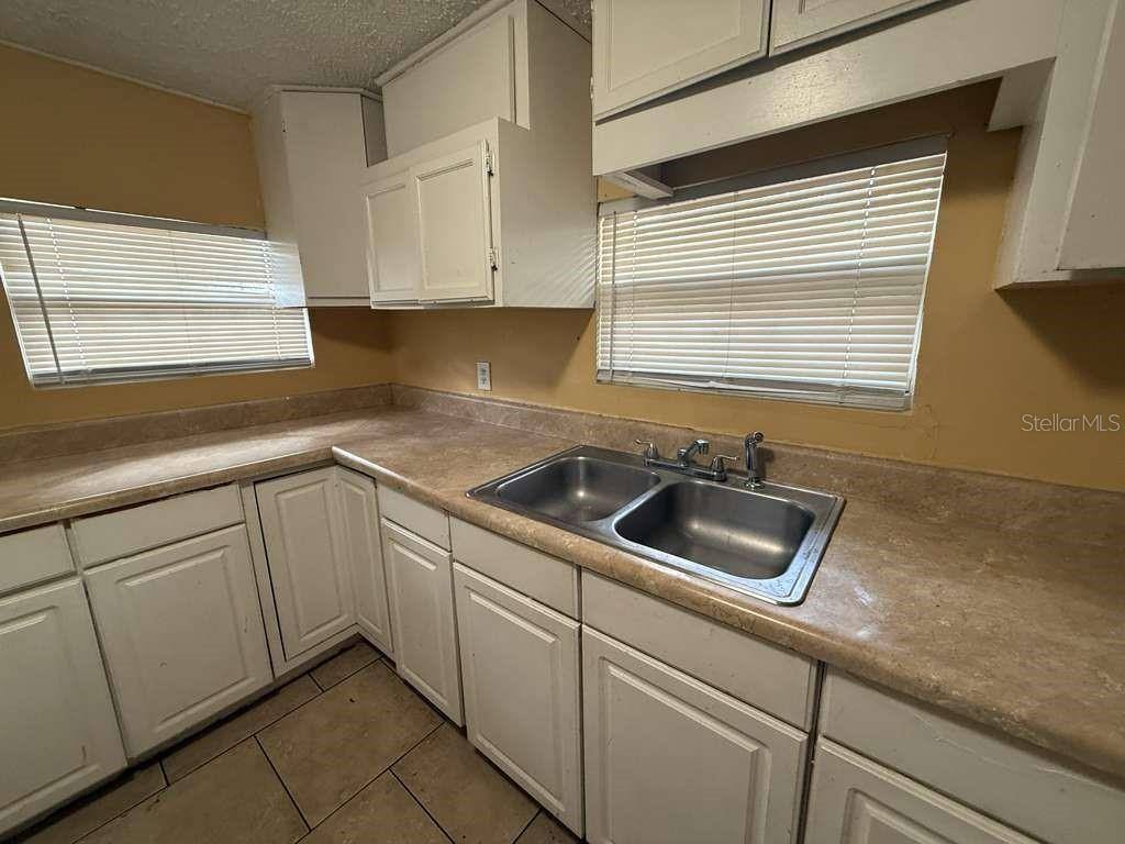 Apartment for rent at 4638 America St, Orlando, FL 32811