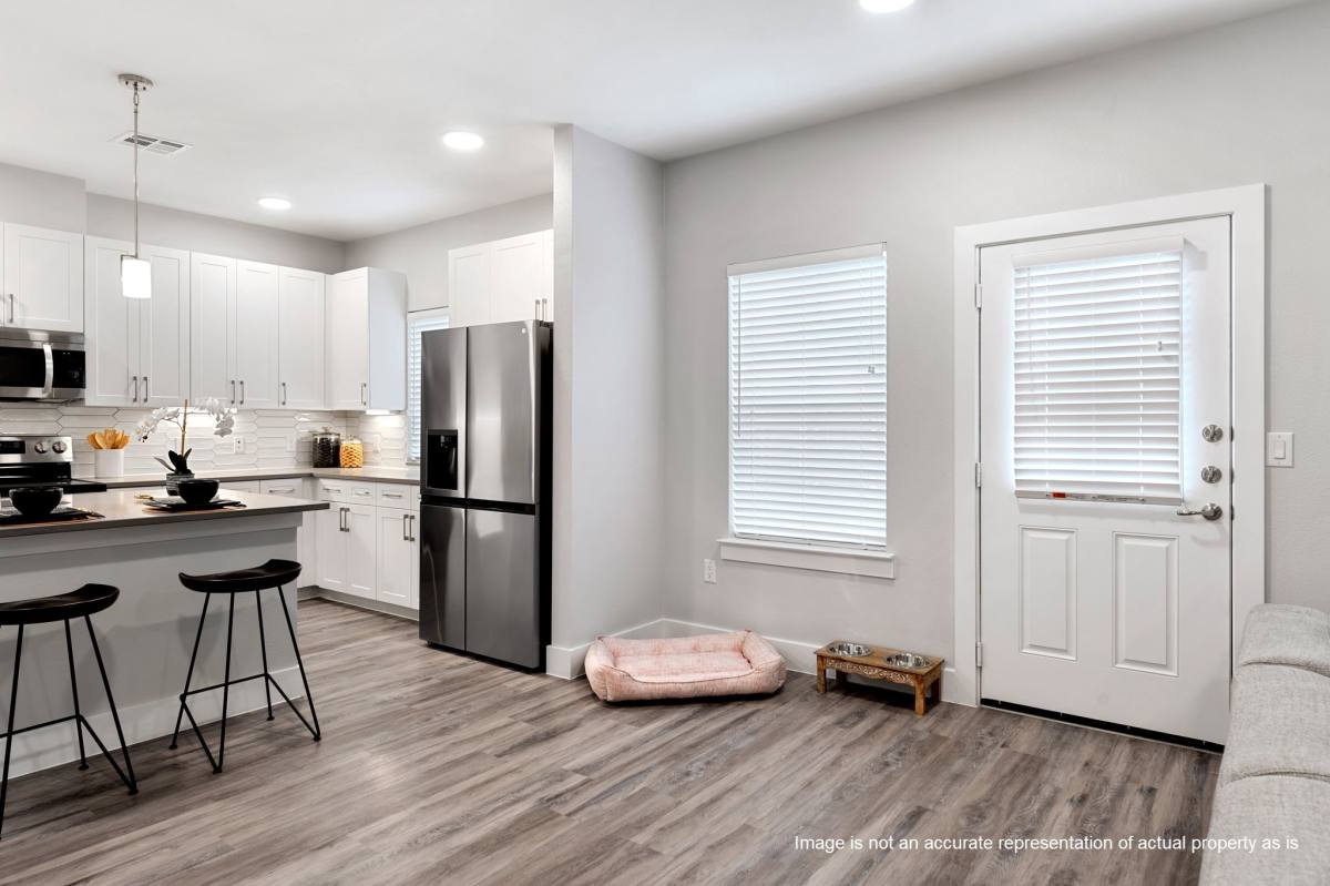 Apartment for rent at 28328-409 Birnham Woods Dr, Spring, TX 77386