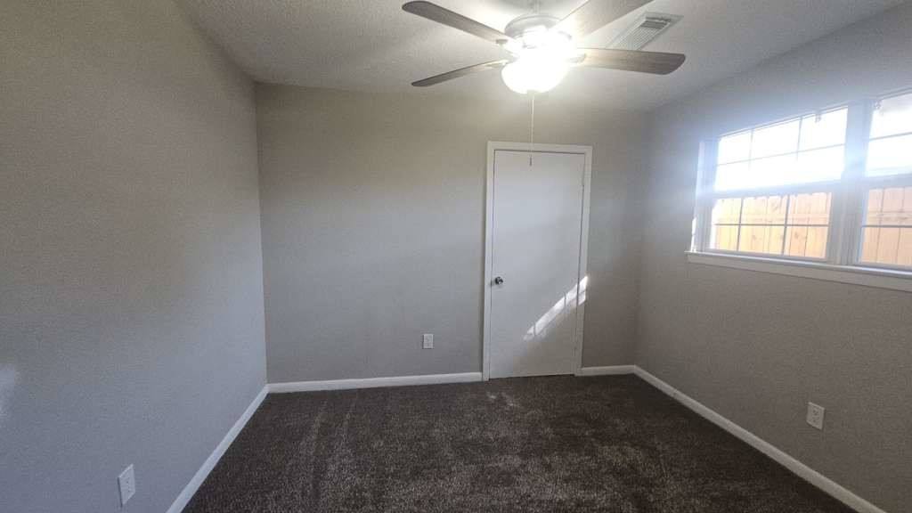 Apartment for rent at 10101 Rebel Rd, Houston, TX 77016