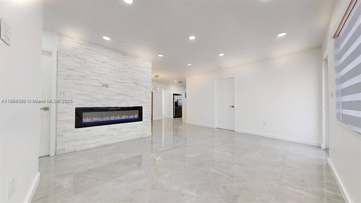 Apartment for rent at 15704 SW 302nd Terrace, Homestead, FL 33033