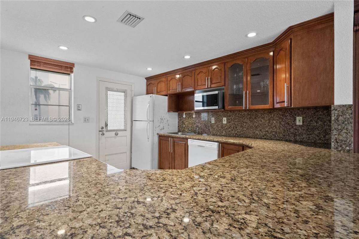 Apartment for rent at 3030 Marcos Dr #3030T203, North Miami Beach, FL 33160